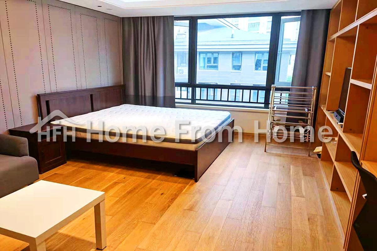 Sing Hui Plaza Perfect 1bdr Apartment Modern Furniture 4000!