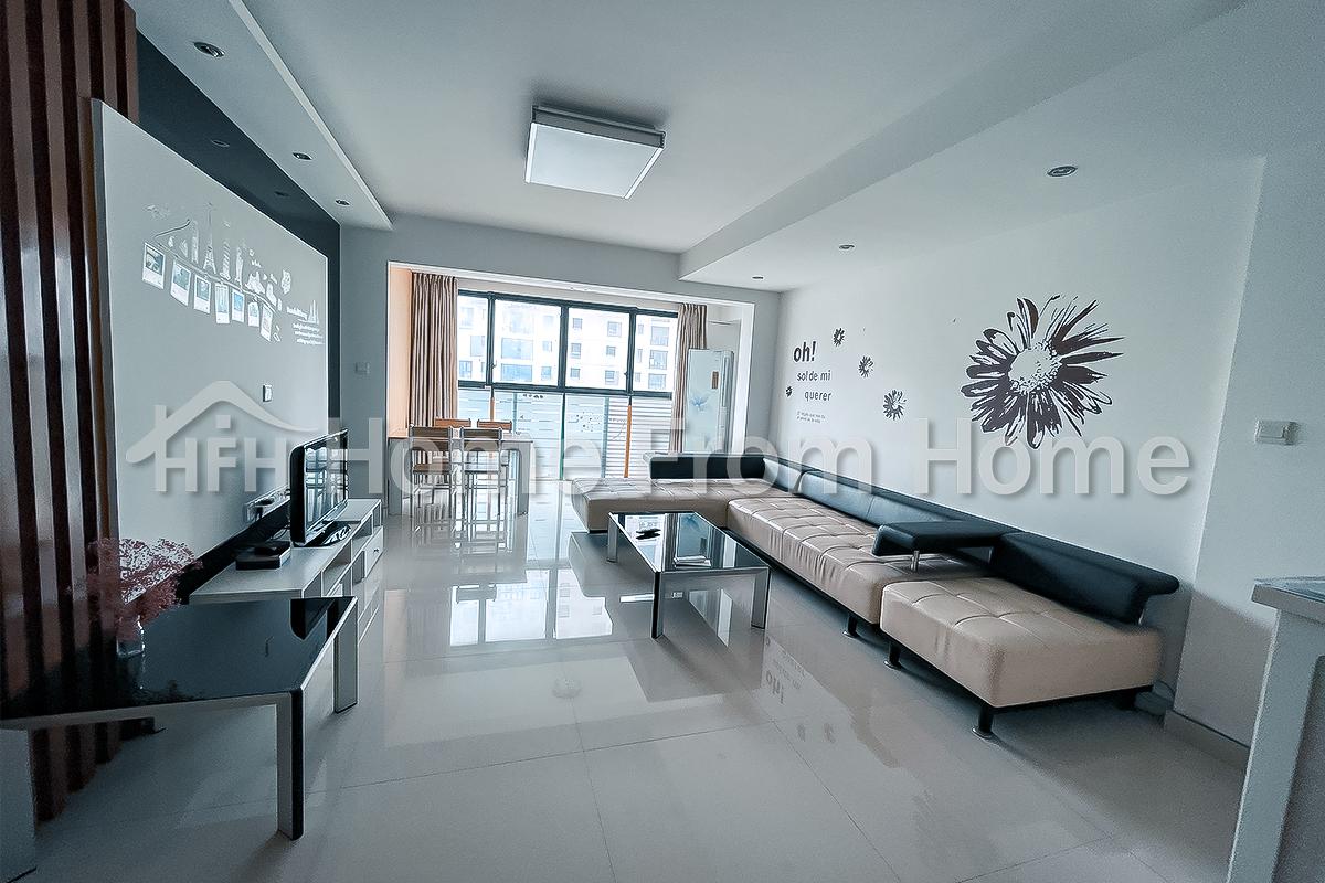 Rongyu Garden 3bdr+2 bath,120m2, Surrounded by Shopping Malls, Very Convenient, Modern Furniture!