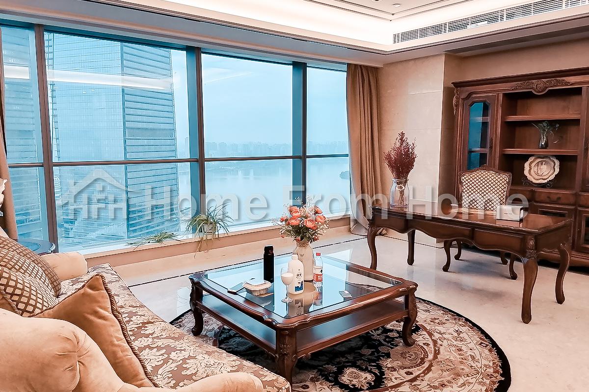 M-Suzhou Center 1bed+1bath Central AC Great View of Suzhou Super Big Bedroom+Spacious Living Room+Super High Floor